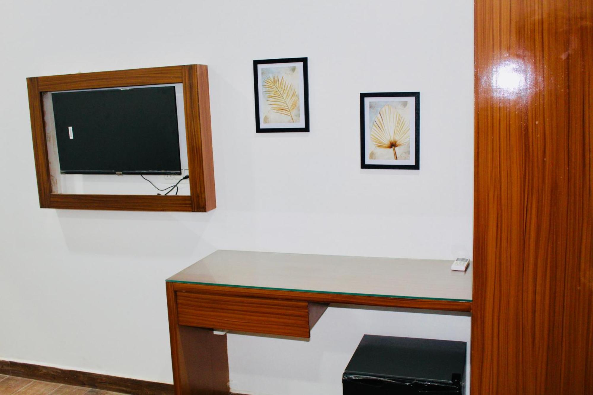 The Loya Hotel Muktsar Esterno foto